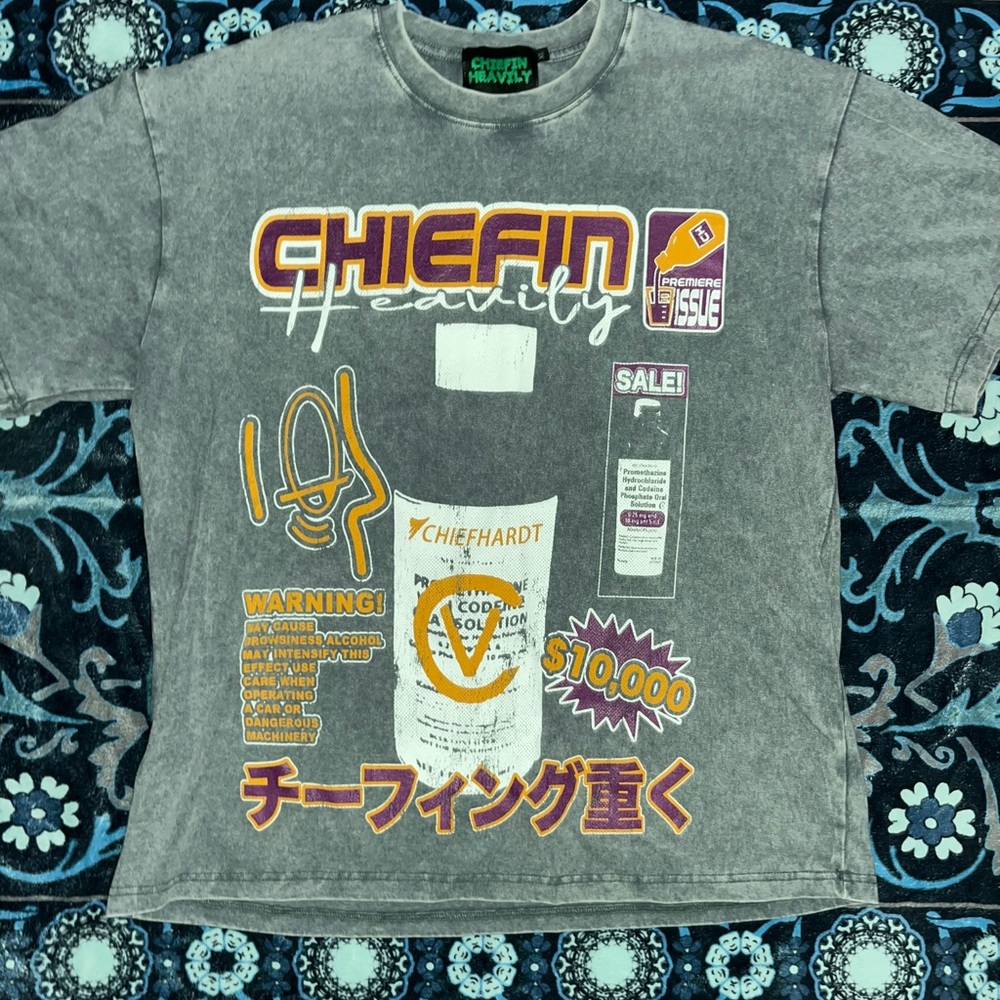 Chiefin Heavily Graphic Tee in Washed Gray